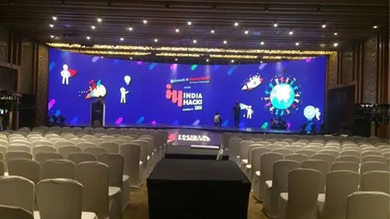 चर्च पब्लिक एलईडी वीडियो वॉल पैनल, इंडोर एलईडी डिस्प्ले स्क्रीन फुल कलर P3.91 HD